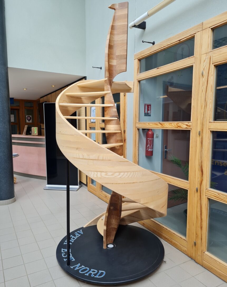 Escalier en colimaçon – classe de CAP Menuisier