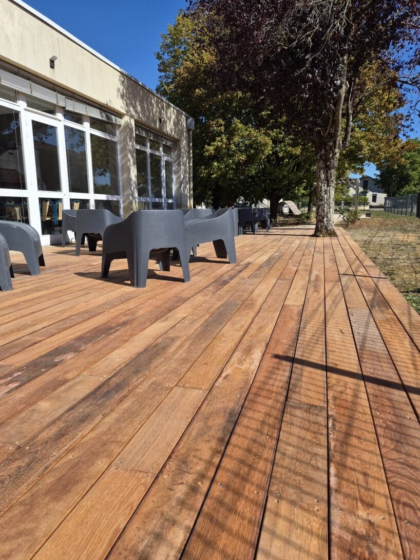Terrasse en bois : fabrication et pose – Apprentis de BAC PRO Technicien Menuisier Agenceur 2026